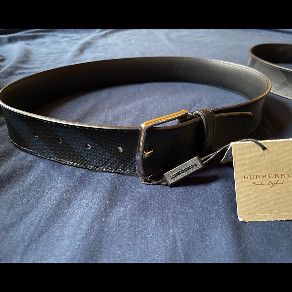 Brand New Navy Burberry Belt